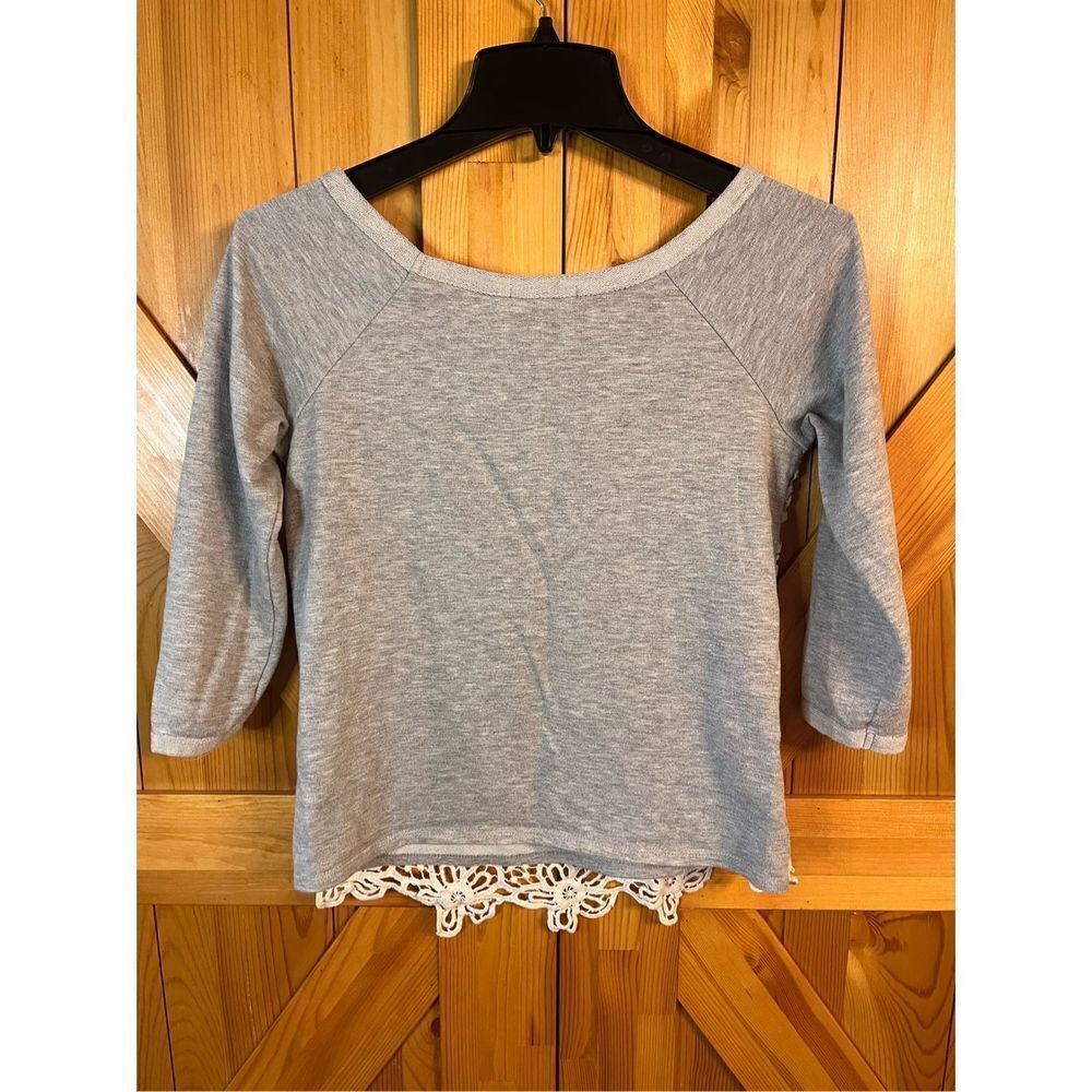 Monteau Embroidered Crochet Blouse Top Women's Medium Beige Gray Casual (3023) - Picture 6 of 6